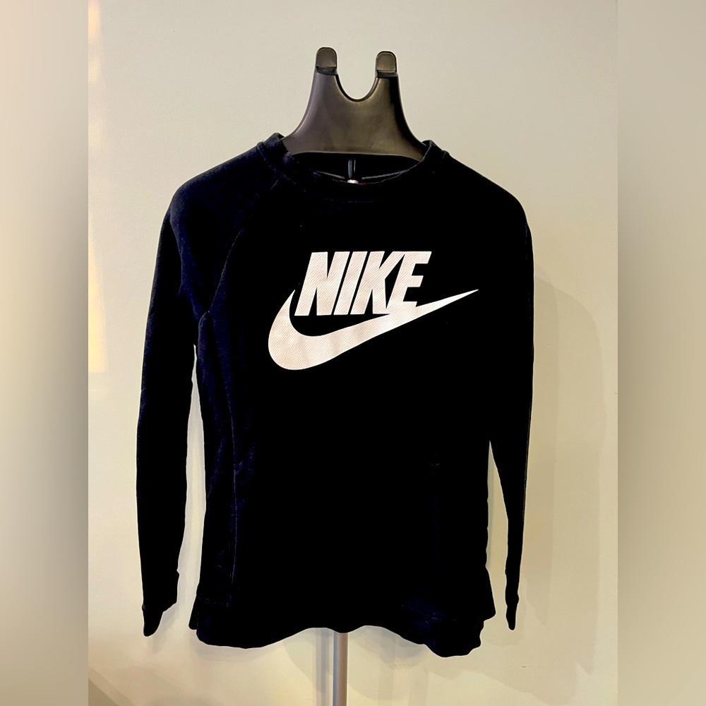 Nike crew neck
